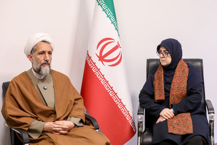 تصاویر / دیدار سخنگوی دولت با نماینده ولی فقیه در استان قزوین