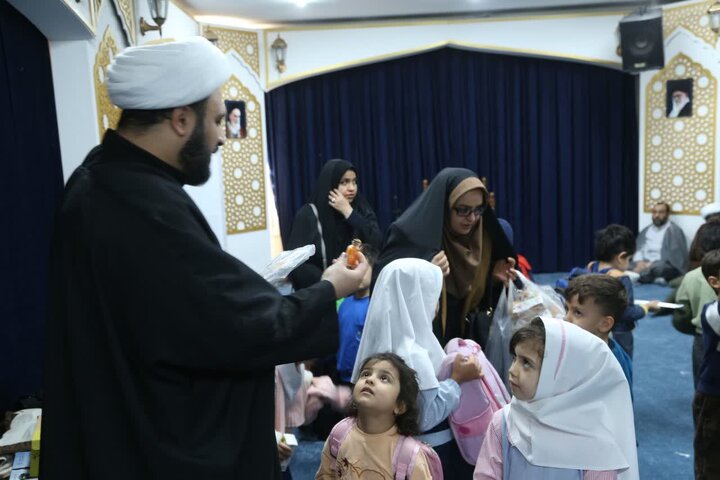 تصاویر /دوره آموزشی ویژه مبلغان بومی و ائمه جماعات بقاع متبرکه و اماکن مذهبی استان قزوین برگزار شد