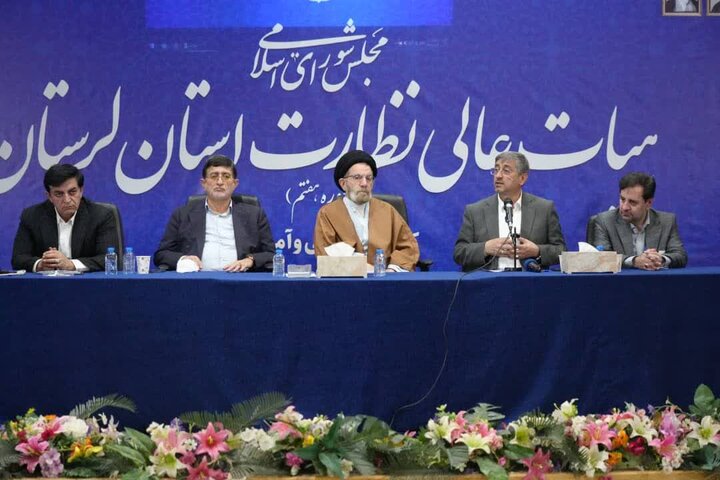 تصاویر/جلسه توجیهی و آموزشی اعضای هیات نظارت انتخابات استان