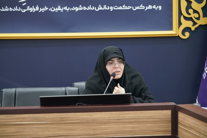 تصاویر/ نشست بزرگداشت روز زن و مقام مادر