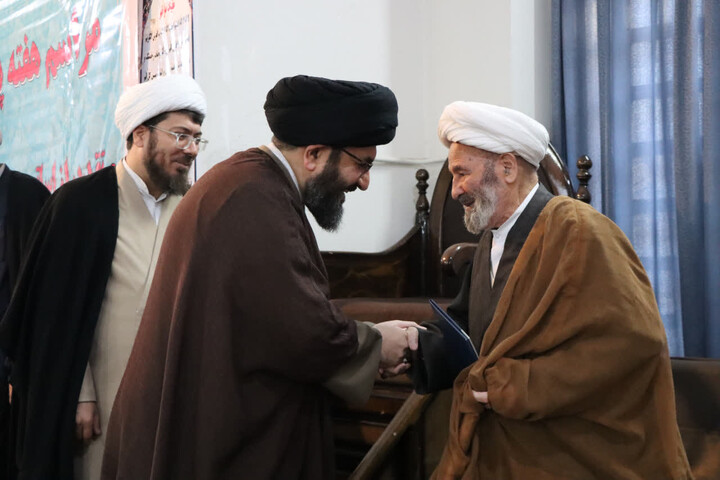 تصاویر | آیین اختتامیه جشنواره علامه حلی مدرسه علمیه امام صادق (ع)زنجان