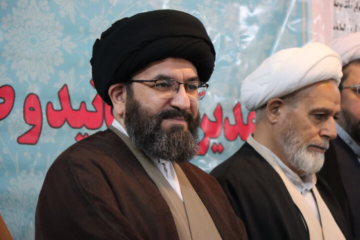 تصاویر | آیین اختتامیه جشنواره علامه حلی مدرسه علمیه امام صادق (ع)زنجان