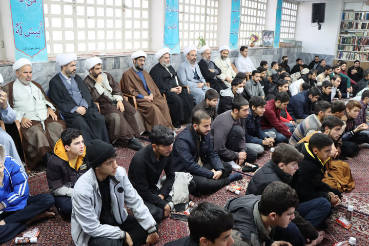 تصاویر | آیین اختتامیه جشنواره علامه حلی مدرسه علمیه امام صادق (ع)زنجان