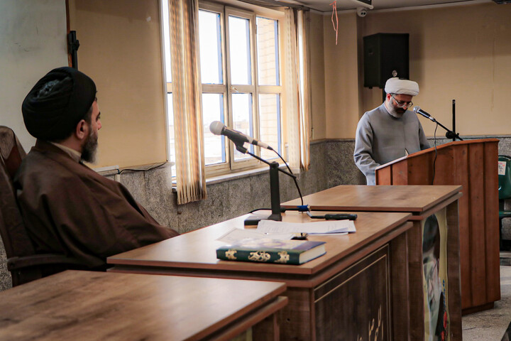 تصاویر/برگزاری کمیسیون‌های بررسی مدیریت تلفن هوشمند ویژه مدارس علمیه استان همدان