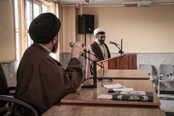 تصاویر/برگزاری کمیسیون‌های بررسی مدیریت تلفن هوشمند ویژه مدارس علمیه استان همدان