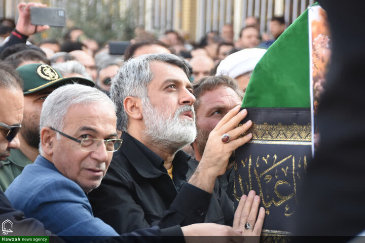 تشييع جثمان سماحة السيد محمد شاهجراغي في مدينة سمنان