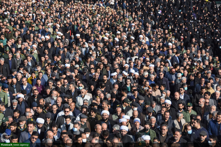 تشييع جثمان سماحة السيد محمد شاهجراغي في مدينة سمنان