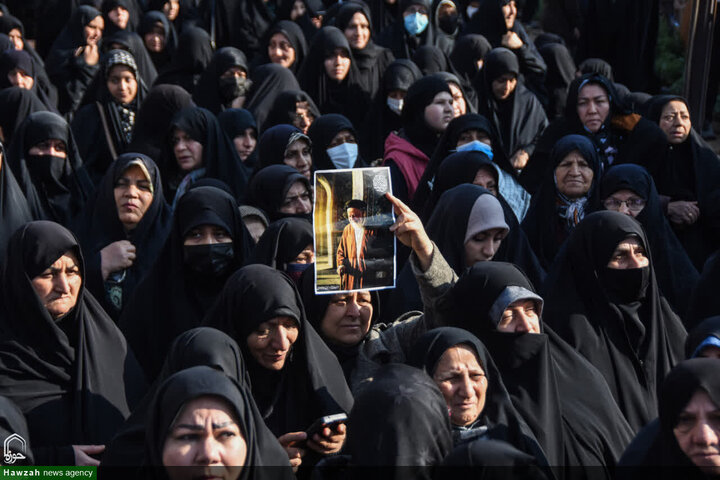 تشييع جثمان سماحة السيد محمد شاهجراغي في مدينة سمنان