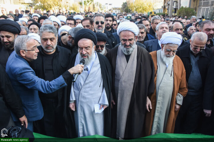 تشييع جثمان سماحة السيد محمد شاهجراغي في مدينة سمنان