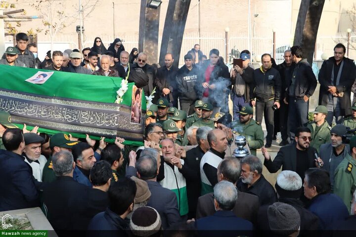 تشييع جثمان سماحة السيد محمد شاهجراغي في مدينة سمنان