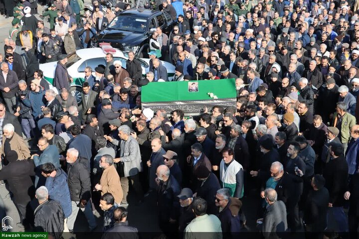 تشييع جثمان سماحة السيد محمد شاهجراغي في مدينة سمنان