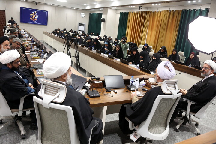 تصاویر/ اختتامیه همایش ملی علوم انسانی اسلامی در افق بیانیه گام دوم انقلاب