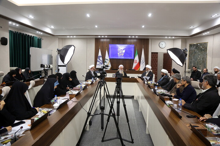 تصاویر/ اختتامیه همایش ملی علوم انسانی اسلامی در افق بیانیه گام دوم انقلاب