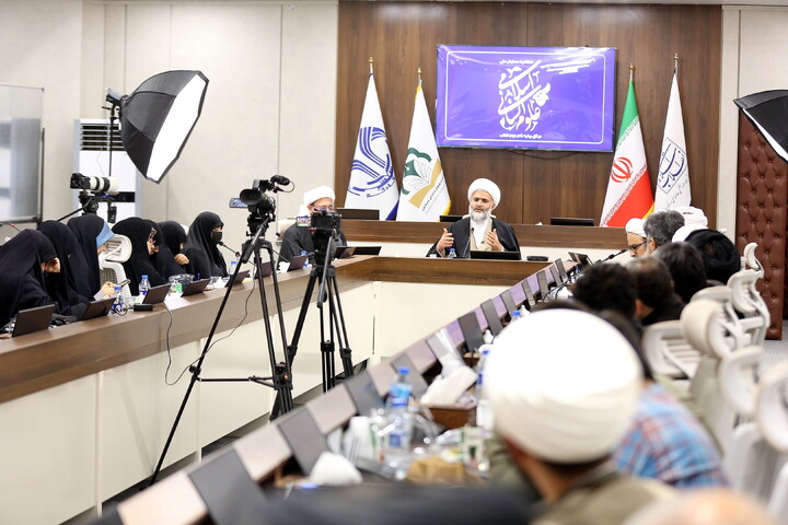 تصاویر/ اختتامیه همایش ملی علوم انسانی اسلامی در افق بیانیه گام دوم انقلاب