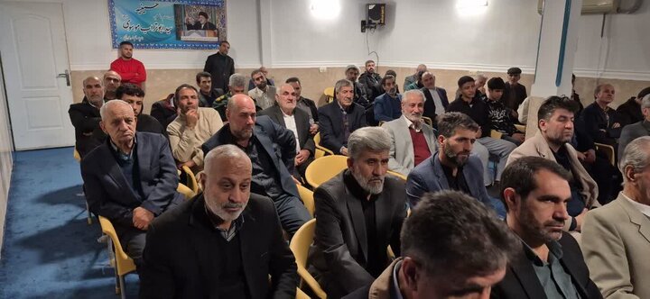 تصاویر / دیدار ذاکرین شهرستان آبیک با امام جمعه