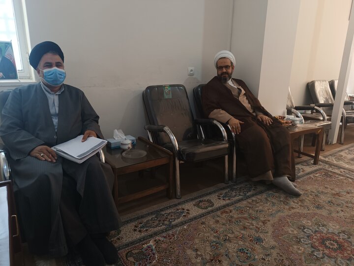 برگزاری زنگ پژوهش حوزه علمیه استان کرمان به‌صورت مجازی و هم‌زمان با هفته پژوهش با حضور مدیر و معاونان حوزه علمیه استان.