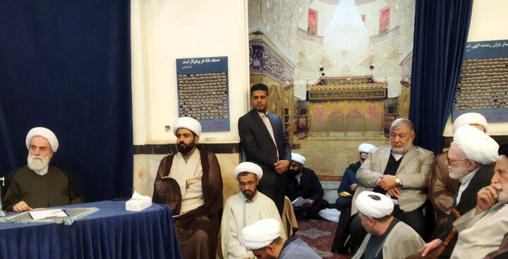 تصاویر/ تقدیر از بازیگر سینما و تلویزیون در نشست جامعه مبلغین ولایی