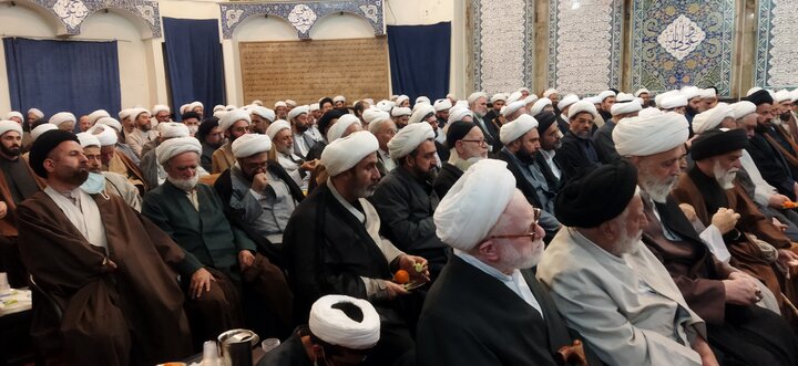 تصاویر/ تقدیر از بازیگر سینما و تلویزیون در نشست جامعه مبلغین ولایی