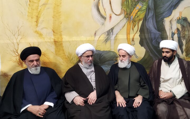 تصاویر/ تقدیر از بازیگر سینما و تلویزیون در نشست جامعه مبلغین ولایی