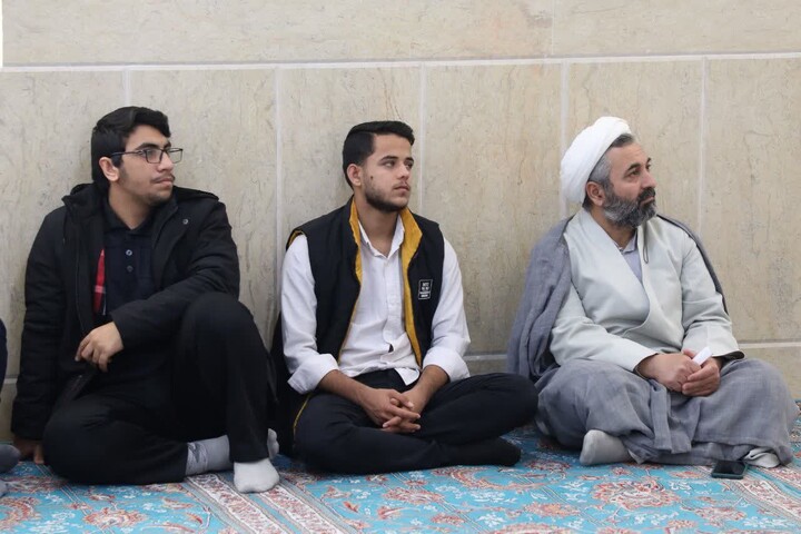 تصاویر/ برگزاری اختتامیه مرحله مدرسه ای جشنواره علامه حلی (ره) در مدرسه علمیه امام صادق (ع) اردکان