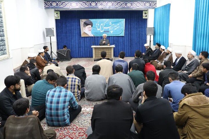 تصاویر/ برگزاری اختتامیه مرحله مدرسه ای جشنواره علامه حلی (ره) در مدرسه علمیه حجت ابن الحسن (عج) میبد