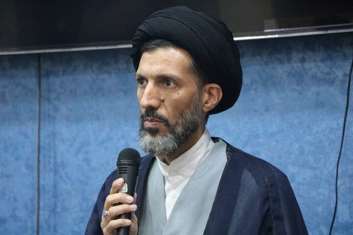 تصاویر/ برگزاری نشست بانوان فعال فرهنگی با امام‌جمعه اردکان