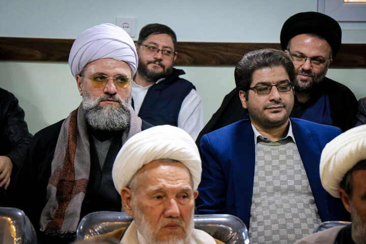 تصاویر/ آیین رونمایی از زبان آذری ویکی پاسخ