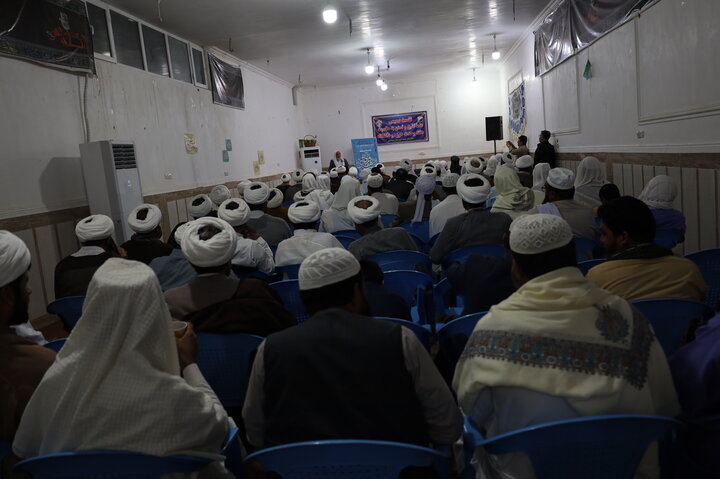 نشست علمای شیعه و سنی در ایرانشهر