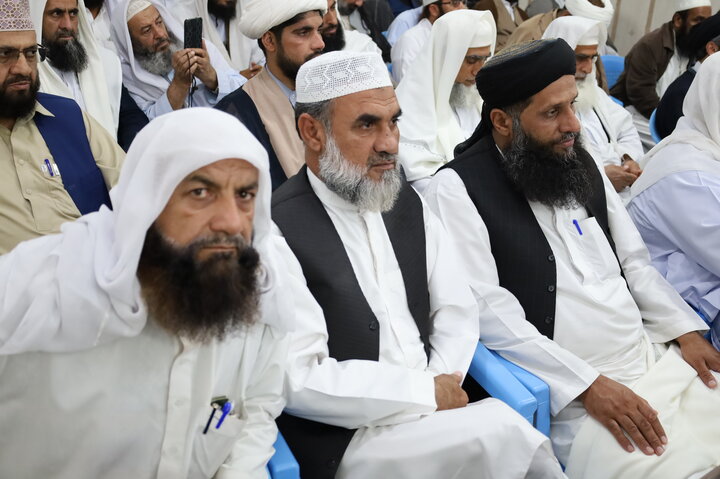 نشست علمای شیعه و سنی در ایرانشهر