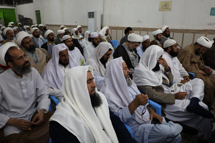 نشست علمای شیعه و سنی در ایرانشهر