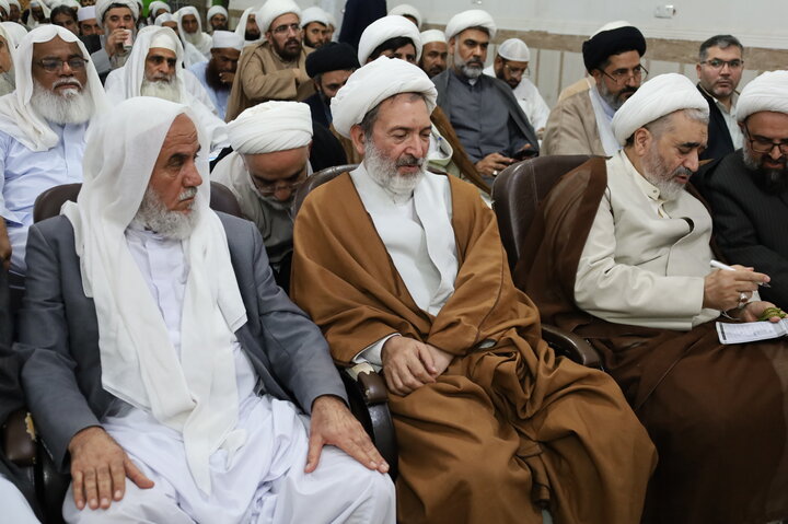 نشست علمای شیعه و سنی در ایرانشهر