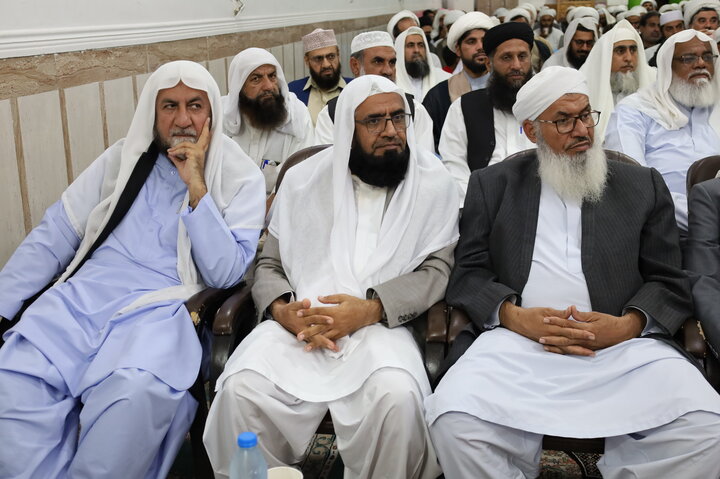 نشست علمای شیعه و سنی در ایرانشهر