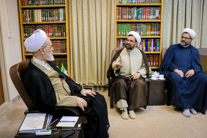 تصاویر/ دیدار رئیس و معاونین دانشگاه فرهنگیان با آیت الله اعرافی