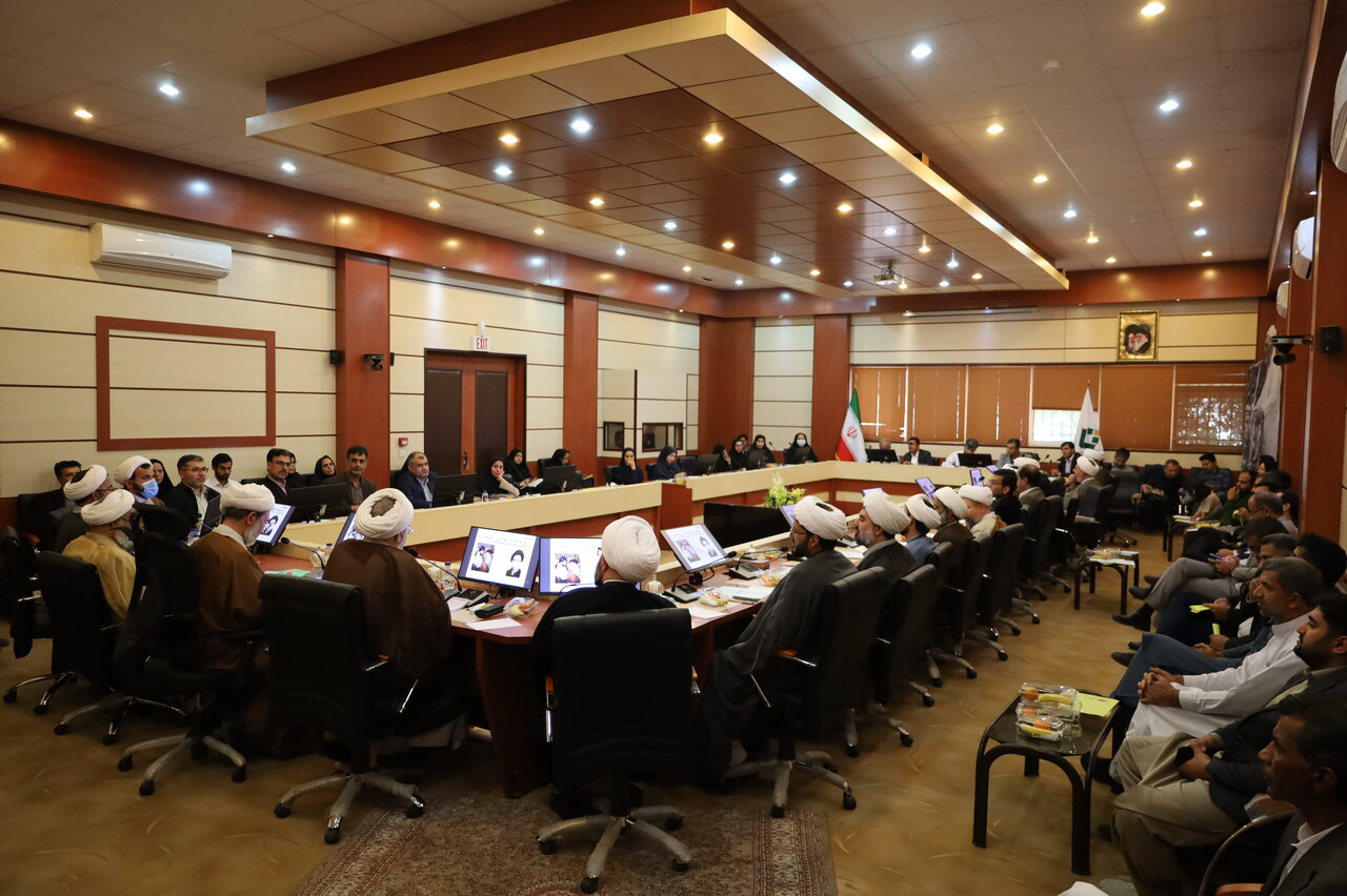 تصاویر/ وحدت حوزه و دانشگاه در ایرانشهر