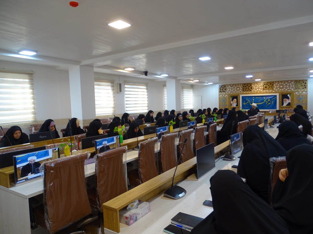 حجاب در جامعه باید به عنوان یک راهبرد دیده شود