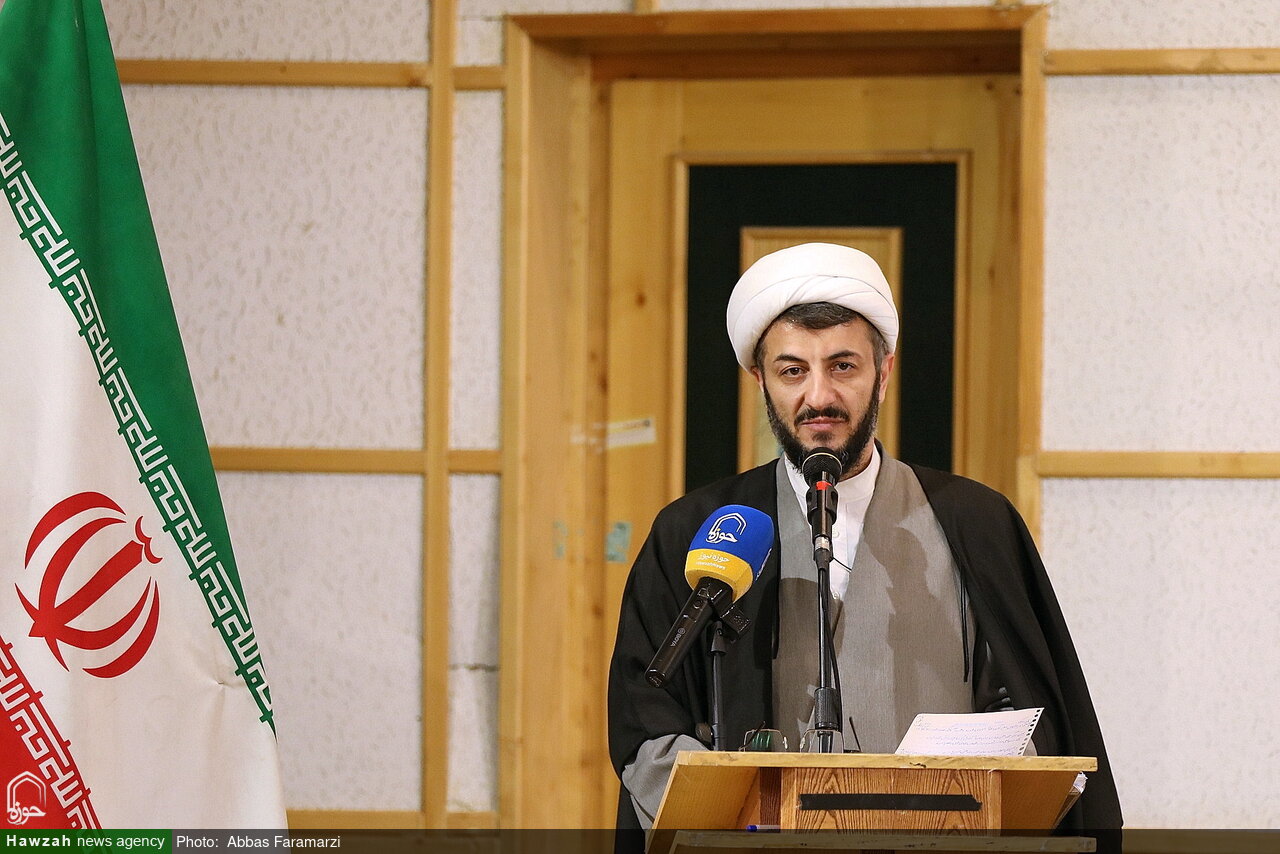 فعالیت حدود ۱۰۰۰ کانون علمی حوزوی در سطح کشور / آموزش و پژوهش دو بال مکمل در حوزههای علمیه فعالیت حدود ۱۰۰۰ کانون علمی حوزوی در سطح کشور / آموزش و پژوهش دو بال مکمل در حوزههای علمیه