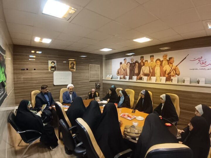 اعتکاف ظرفیتی برای تقویت هویت دینی دانش‌آموزان است