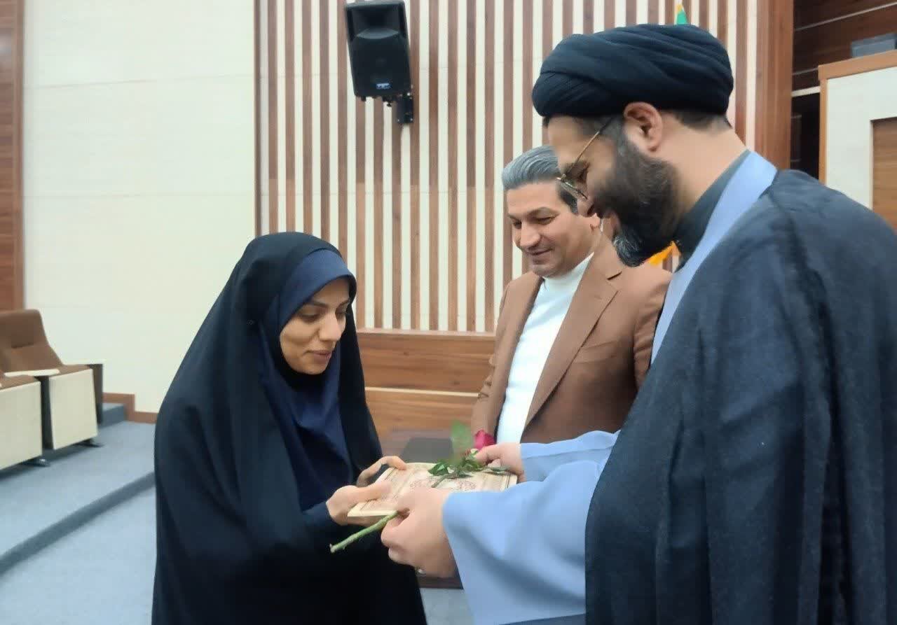 تصاویر/ تجلیل از بانوان شاغل در اداره کل اوقاف و امورخیریه استان قزوین