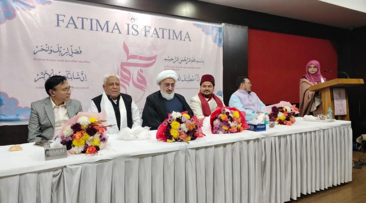 यूनिवर्सिटी सिर्फ़ एजुकेशनल इंस्टीट्यूशन नहीं हैं, वे इंटेलेक्चुअल ट्रेनिंग के सेंटर हैं: डॉ़ हकीम इलाही