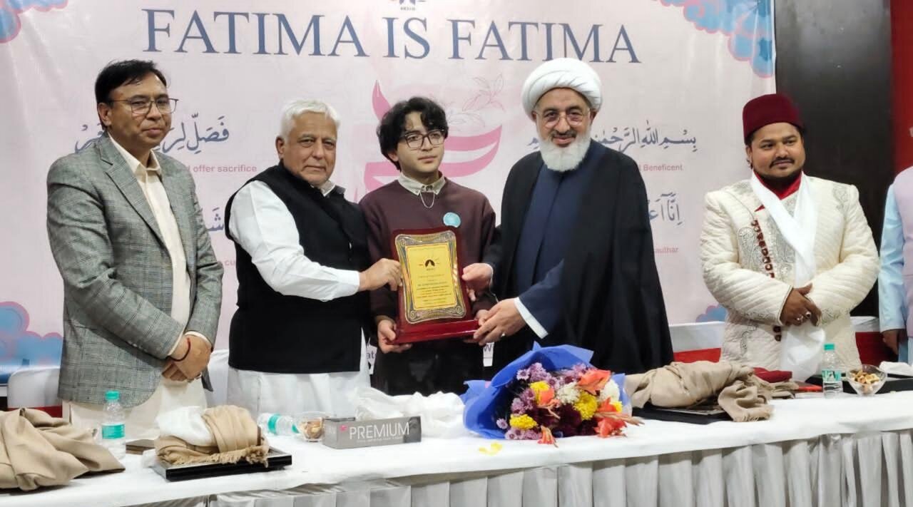 यूनिवर्सिटी सिर्फ़ एजुकेशनल इंस्टीट्यूशन नहीं हैं, वे इंटेलेक्चुअल ट्रेनिंग के सेंटर हैं: डॉ़ हकीम इलाही