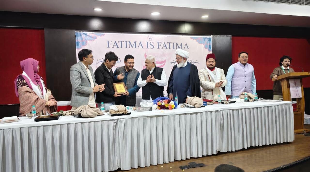 यूनिवर्सिटी सिर्फ़ एजुकेशनल इंस्टीट्यूशन नहीं हैं, वे इंटेलेक्चुअल ट्रेनिंग के सेंटर हैं: डॉ़ हकीम इलाही