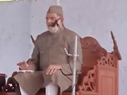 इमाम अली अलैहिस्सलाम सलाम की मोहब्बत ईमान की अलामत है। प्रोफेसर अली अमीर