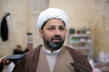 توزیع بسته‌های یلدایی میان خانواده‌های نیازمند شیراز