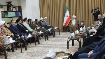 اعتکاف فرصتی برای رسیدن به خدا است