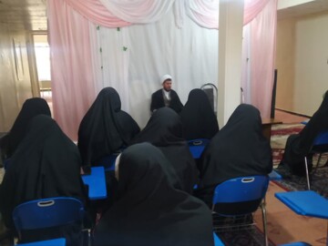 امام خمینی(ره) جلوه‌ای از «خیر کثیر» حضرت فاطمه زهرا(س) است