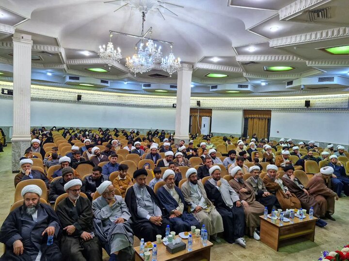 تصاویر/ عمامه گذاری دانش‌پژوهان مجتمع عالی تربیت مدیر و مدرس