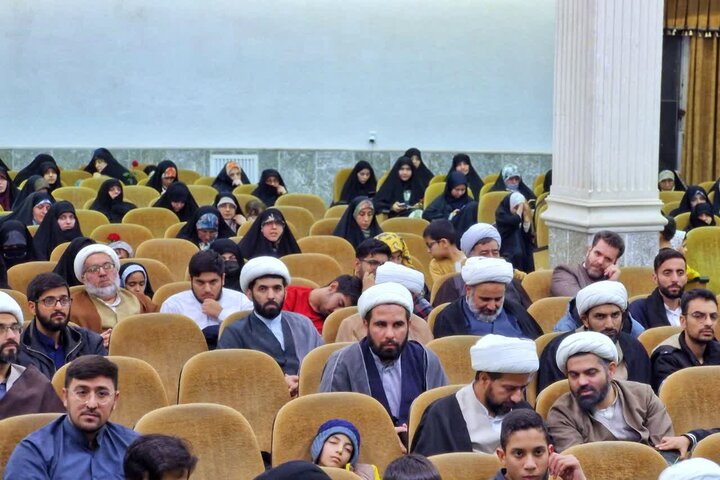 تصاویر/ عمامه گذاری دانش‌پژوهان مجتمع عالی تربیت مدیر و مدرس