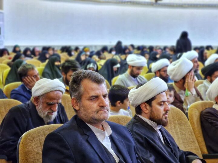 تصاویر/ عمامه گذاری دانش‌پژوهان مجتمع عالی تربیت مدیر و مدرس