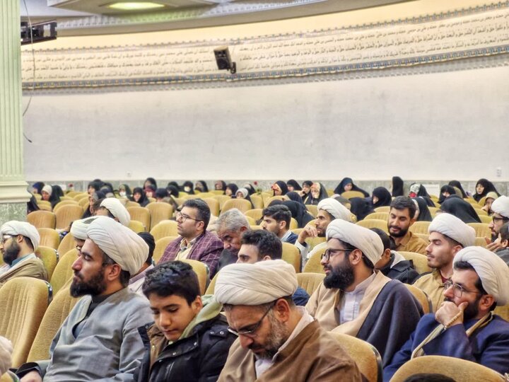 تصاویر/ عمامه گذاری دانش‌پژوهان مجتمع عالی تربیت مدیر و مدرس