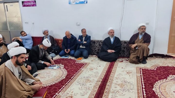 تصاویر/حضور فرماندار شهرستان خمین در مدرسه علمیه امام خمینی (س)شهرستان خمین